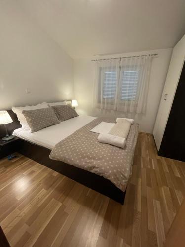 Apartmani Roko&Lovre Paklenica