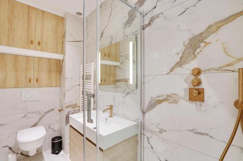 Pick A Flat's Apartment in Parc Monceau - Boulevard de Courcelles