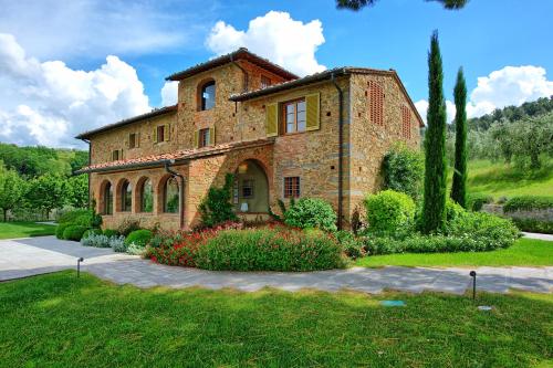 Villa Bellostare by PosarelliVillas