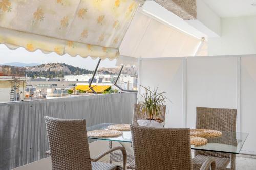 IVY Charm Acropolis View 2BR Apartment Neos Kosmos