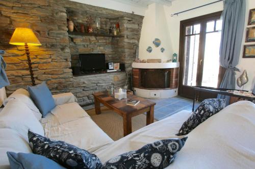 Gallery image of Afrodite four in Koundouros