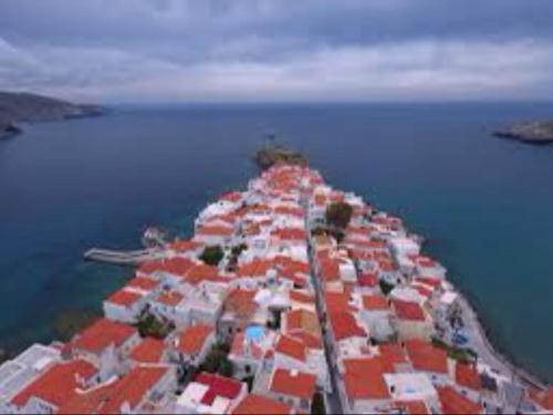 Φωτογραφία από το άλμπουμ του Sommaripa Loft in Andros old town στην Άνδρο