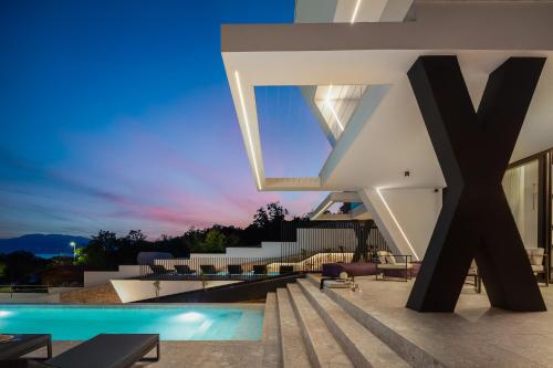 Luxury Villa Ander with Pool – Photos 4
