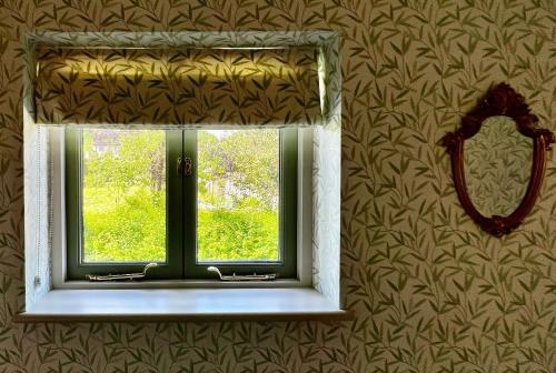 Notley Arms Inn Exmoor National Park — Garden view