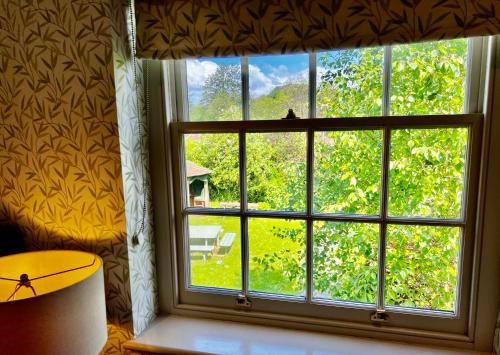 Notley Arms Inn Exmoor National Park — Garden view