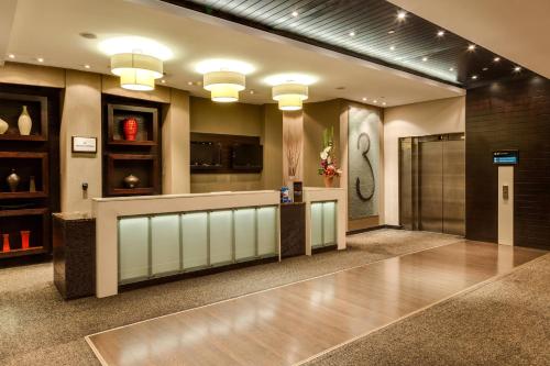 Vstupní hala nebo recepce v ubytování Protea Hotel by Marriott Transit O.R. Tambo Airport
