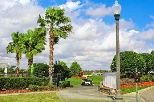 Κήπος έξω από το South Facing Vacation Home - Providence Golf Resort - Pool & Spa - Game Room - Free Welcome Pack