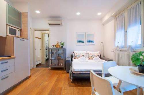 Cuisine ou kitchenette dans l'établissement Dimore Verona