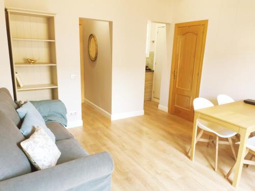 AquaMarine 2BD by the sea