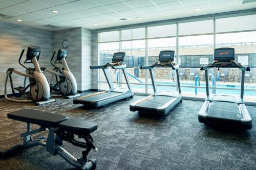 Fitness centrum a/nebo fitness zařízení v ubytování Fairfield by Marriott Inn & Suites Palmdale West