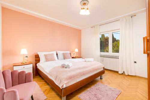 Villa Marica, Premium residence, Krk tesisinde bir odada yatak veya yataklar