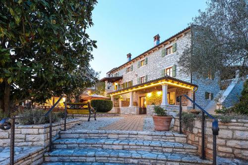 Casa Rustica Dva Baladura Apartments