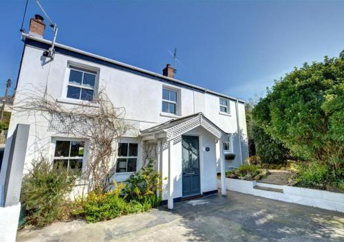 Corner Cottage – Photos 3