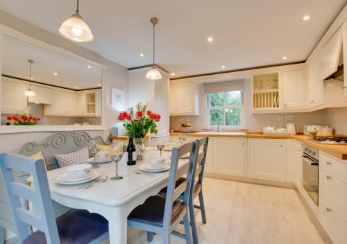 Corner Cottage – Photos 2