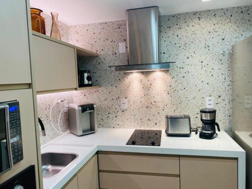 Dapur atau dapur kecil di Flat Beach Class Executive - Beira Mar de Boa Viagem