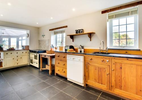 Cross House – Photos 4