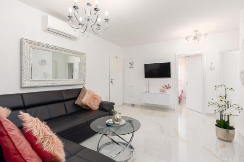 Apartment Summer Breeze Okrug Gornji