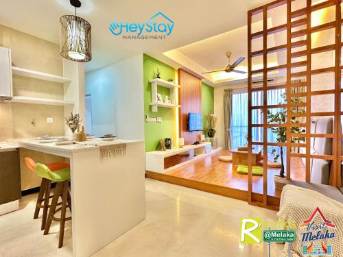 Una cocina o zona de cocina en Silver Scape Residence Melaka Raya By Heystay Management