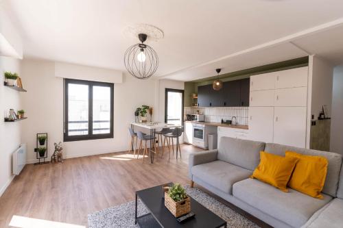 ABONDANCE - Logement urbain, lumineux et design pour 4 pers