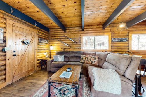 Lizzy's Log Cabin – Photos 2