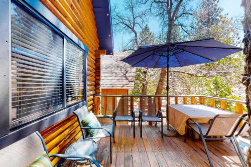 Lizzy's Log Cabin – Photos 3