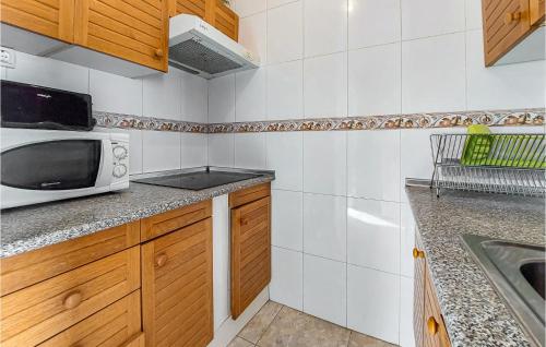 Nice Apartment In Peníscola With Swimming Pool