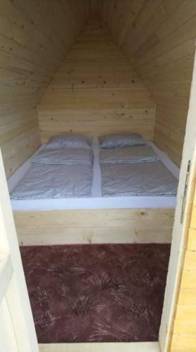 Krevet ili kreveti u jedinici u okviru objekta Camp Maglic