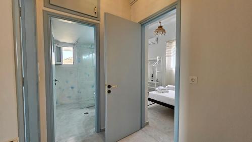 Ένα μπάνιο στο Bayview Villa with Jaccuzi - Milos