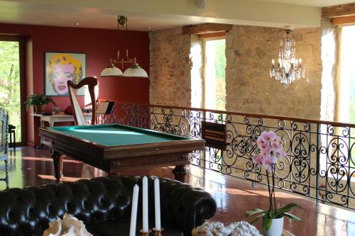 Φωτογραφία από το άλμπουμ του Domaine d'Exception, Maison d'artiste σε Clairvaux-dʼAveyron