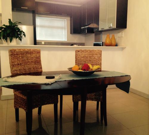 Η κουζίνα ή μικρή κουζίνα στο The Quadrant Apartments