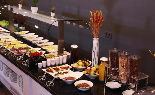 Jídlo v hotelu nebo okolí