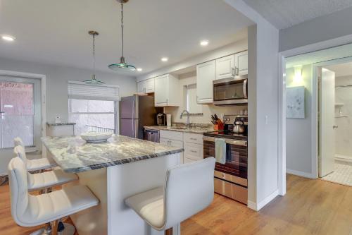 Gallery image of Largo Condo Less Than 3 Mi to Indian Rocks Beach! in Largo