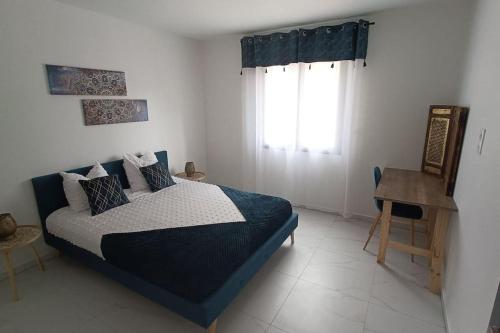 Ένα ή περισσότερα κρεβάτια σε δωμάτιο στο Villa Soleyana