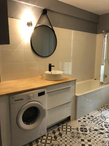 2P cosy plein centre Antibes