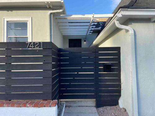 West Hollywood 1 Bedroom Getaway Suite