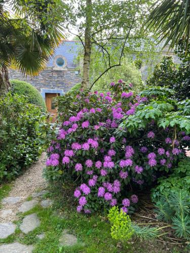 Galeriebild der Unterkunft La Ferme de Roulotte de Sandrine in Carentoir