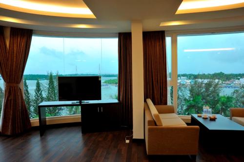 Μια τηλεόραση ή/και κέντρο ψυχαγωγίας στο International Hotel