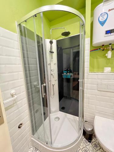 Photo de la galerie de l'établissement Studio dans un quartier animé de Reims, à Reims