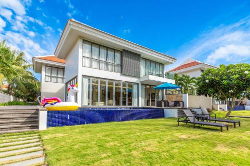 Κήπος έξω από το Ocean Sunny Villas Da Nang