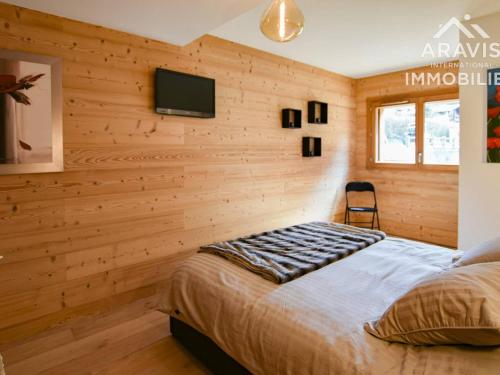 Ένα ή περισσότερα κρεβάτια σε δωμάτιο στο Appartement Samoëns, 4 pièces, 6 personnes - FR-1-391-160