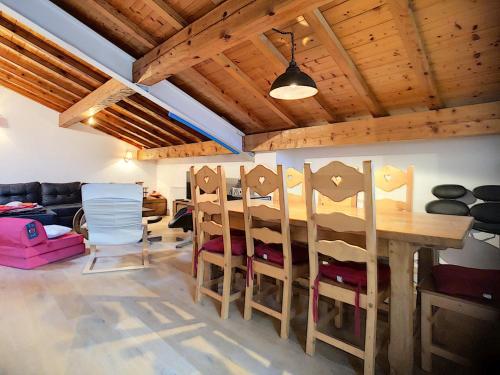 Appartement Les Gets, 4 pièces, 7 personnes - FR-1-454-71