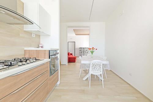 Dapur atau dapur kecil di Appartamento Vitalba by BarbarHouse