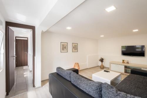 Gallery image of Apartment N&T in Pula