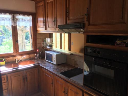 Η κουζίνα ή μικρή κουζίνα στο Appartement plain-pied vacances