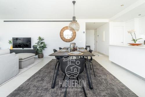 HigueronRentals Casa Mar