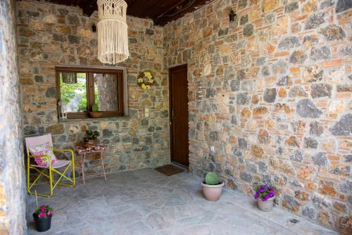 Αίθριο ή υπαίθριος χώρος στο Calypso Villa with Jacuzzi Pool & Sea View
