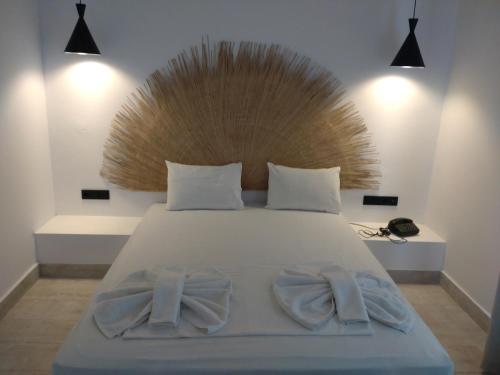 Katil atau katil-katil dalam bilik di Kyra Panagia Hotel