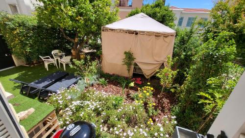 Super Flat, Garden. Bnbrickeys photo 17