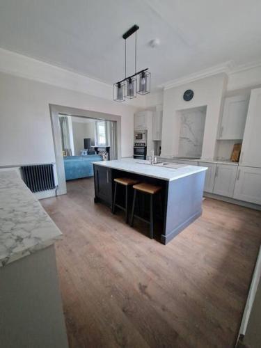 Η κουζίνα ή μικρή κουζίνα στο Victorian Beach Villa, Hunstanton Norfolk