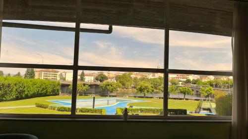 Πισίνα στο ή κοντά στο Grande Hotel Dom Dinis